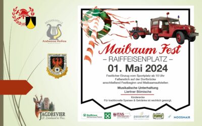 Traditionelles Maibaumfest in St. Leonhard in Passeier